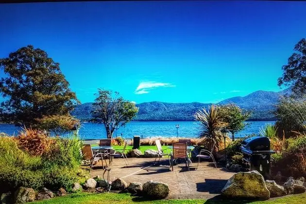 Fiordland Lakeview Motel and Apartments - Oda