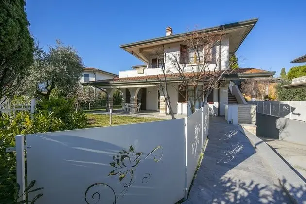 Villa Fiorita - Apt 2 - Margherita