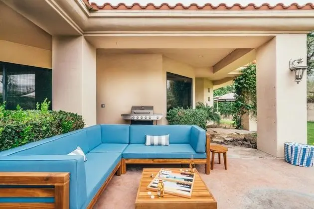 Firefly by Avantstay Spacious Villa w/ Pool, Hot Tub & Mountain Views Lic-067218, 5 bd - İç Mekan