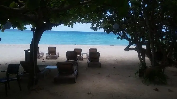 Firefly Beach Cottages and Suites - Plaj