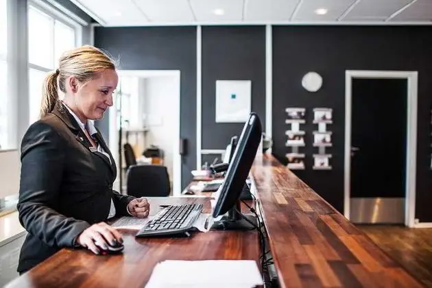 First Hotel Aalborg - Lobi