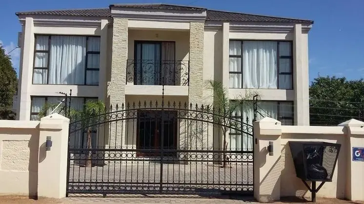 First Avenue Guest House