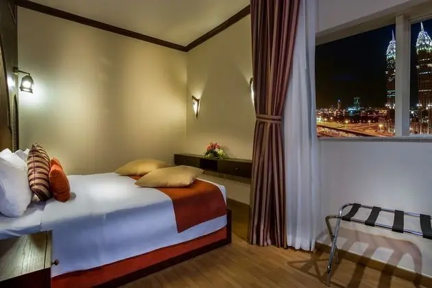 First Central Hotel Suites - Oda