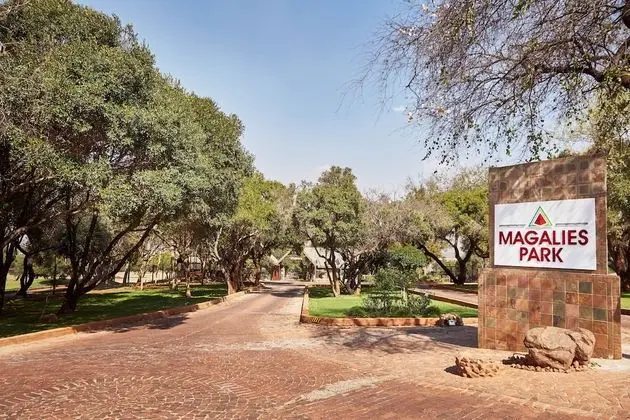 First Group Magalies Park - 1