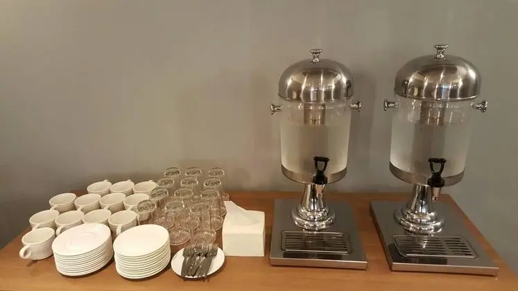 First House Hotel Bangkok - İş / Konferans