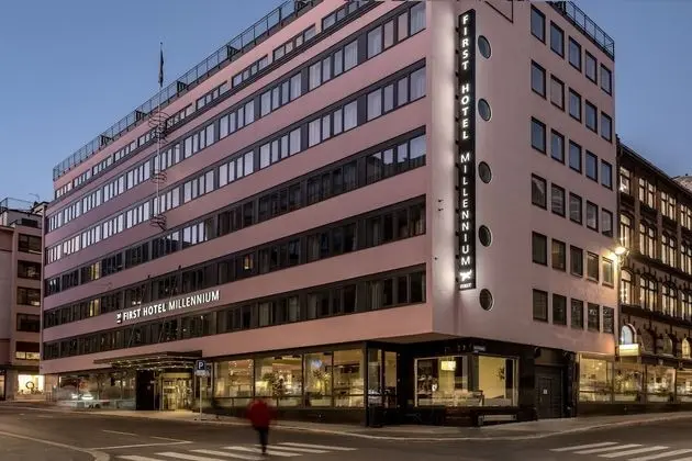First Hotel Millennium - Dış Mekan