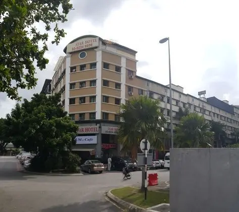 First & New Star Hotel