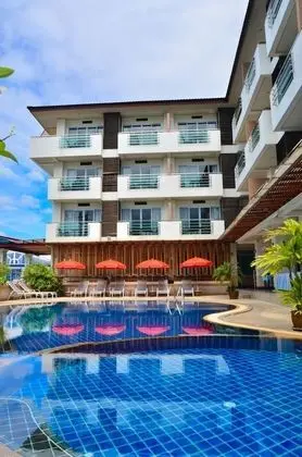 First Residence Hotel - Havuz
