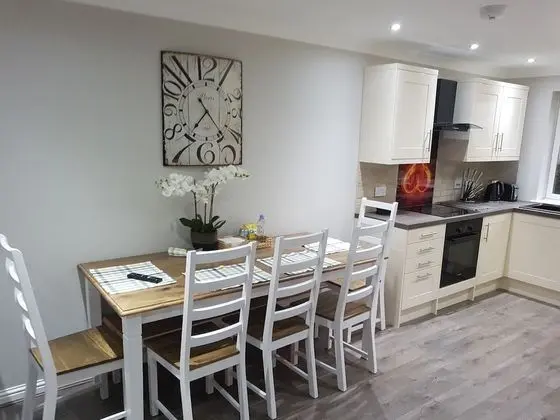 First St Johns Hill Apartment 3 - Oda Düzeni