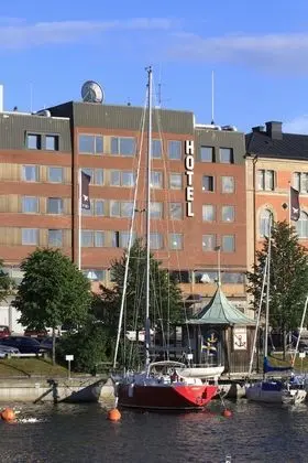 First Hotel Stadt Härnösand - Dış Mekan