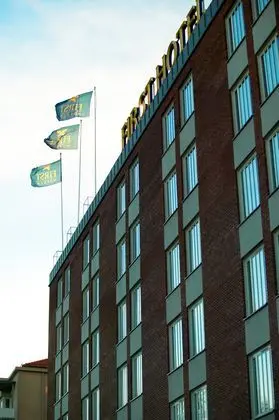First Hotel Strand