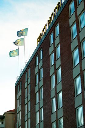 First Hotel Strand