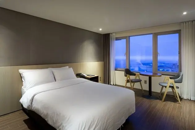 The First70 Hotel - Oda