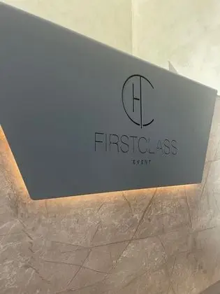 Firstclass Event & Hotel - Lobi