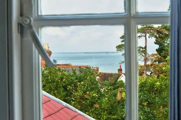 The Fishbourne - Plaj