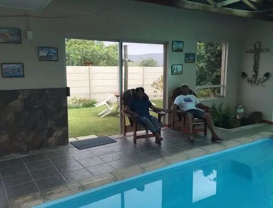 Fisherhaven Traveller's Lodge - Havuz