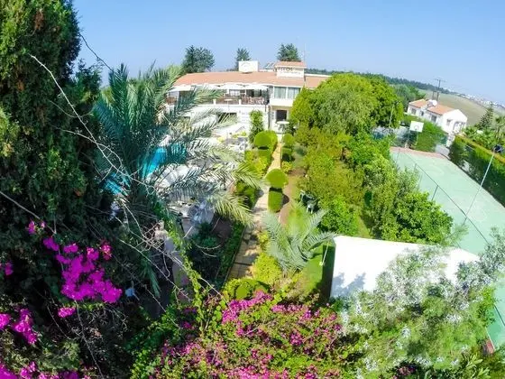 Fitos Inn Guest House