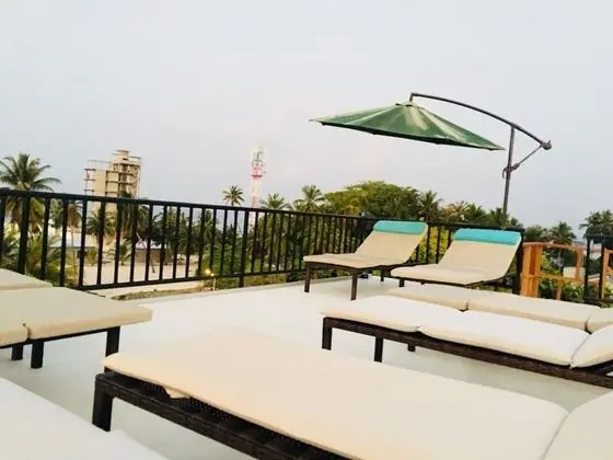 Five Coral Inn