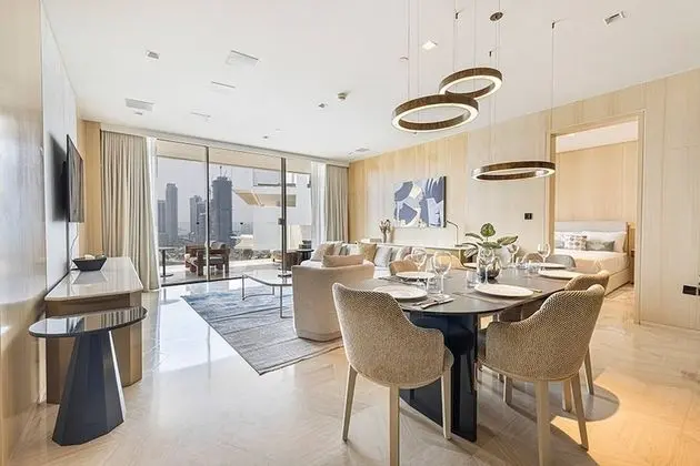 Five Palm 2br High Floor With Full Marina View