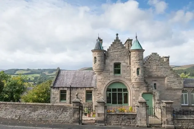 The Five Turrets: Stay in Scotland in Style in a Historic Four-bed Holiday Home - Öne Çıkan Resim