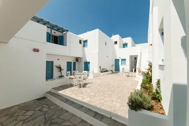 Fivos Apartments