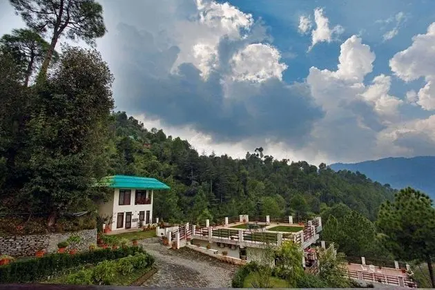 Flag House resort