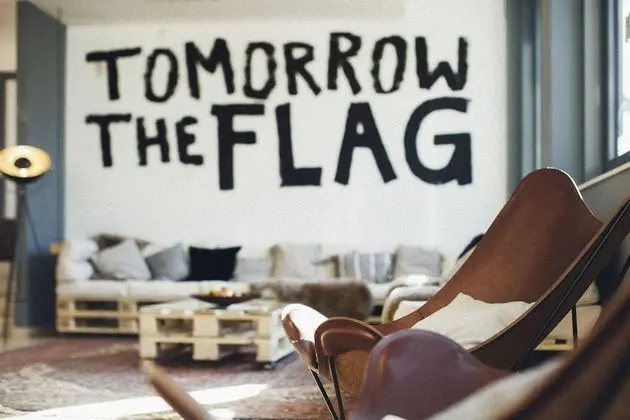 THE FLAG Oskar M. - Dış Mekan