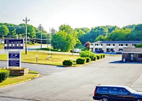 Flagship Inn & Suites - Dış Mekan