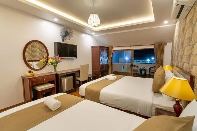 Flame Flowers Homestay - Oda