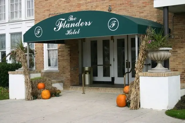 The Flanders Hotel - Dış Mekan