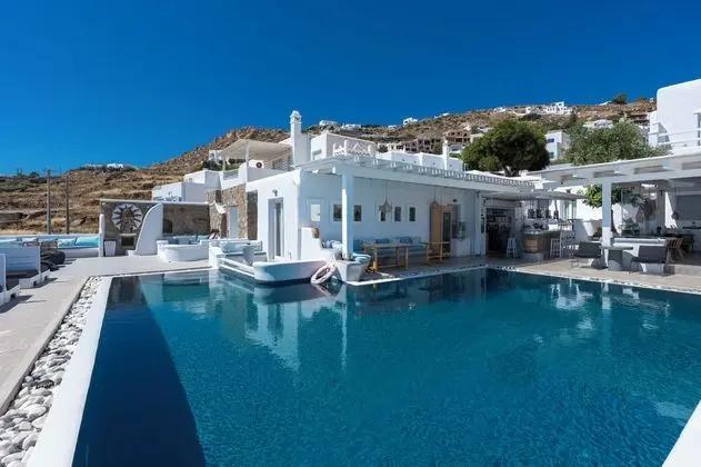 Flaskos Suites - Havuz