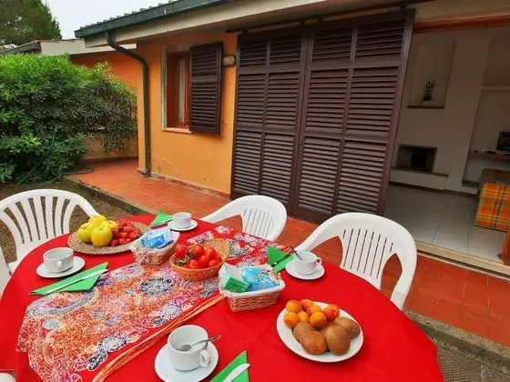 Flat in Villa, With Air-condition, Close to the Beach - Oda Düzeni