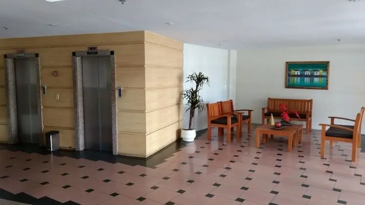 Flat com vista mar perto de tudo - Lobi