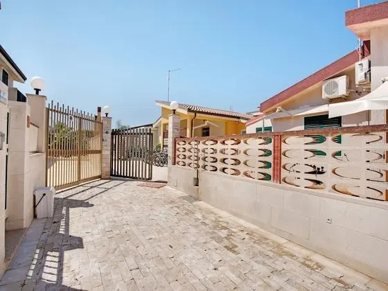 Flat Near the sea With air Conditioning and Patio