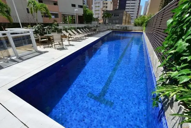 Flat no novo edifício conceito com linda vista mar