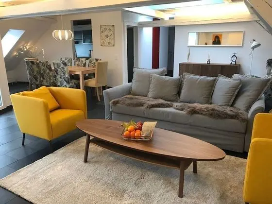 flat at Zurich MainStation