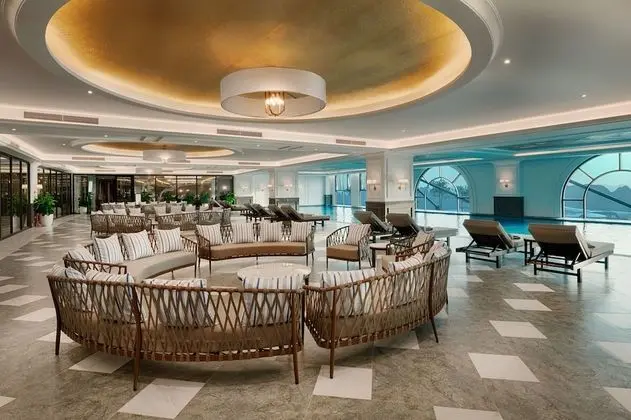 FLC Halong Bay Golf Club & Luxury Resort - Havuz