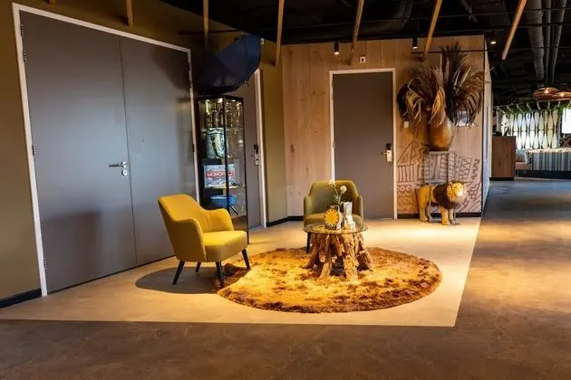 Fletcher Hotel Restaurant ByZoo Emmen - Lobi