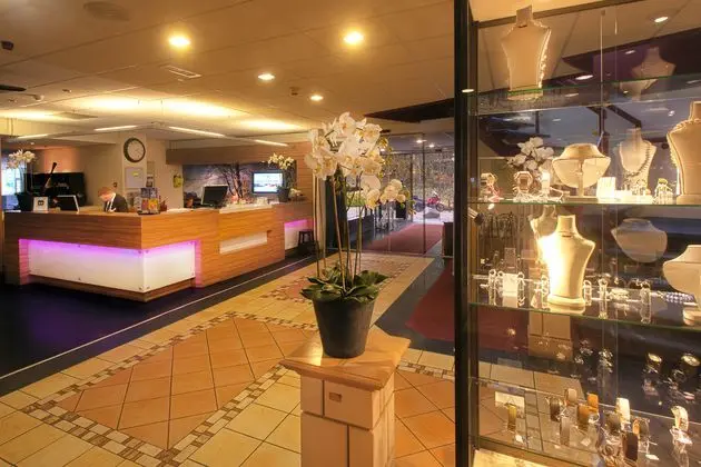 Fletcher Hotel-Restaurant De Zeegser Duinen - Lobi