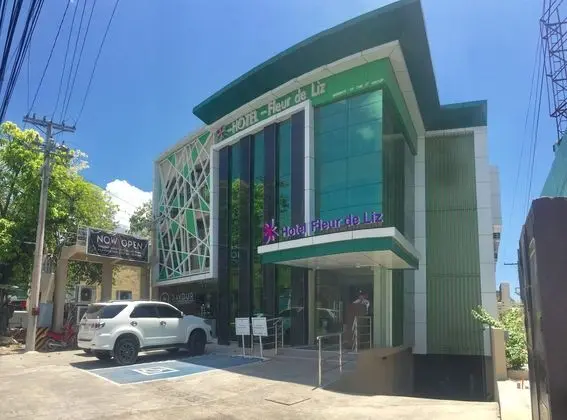 Fleur de Liz Tagbilaran