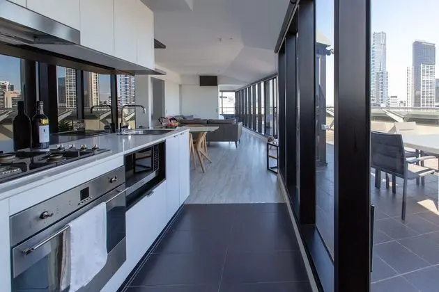 Flinders Luxury Penthouse - Mutfak
