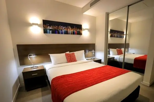 Flinders Street Apartments - Oda