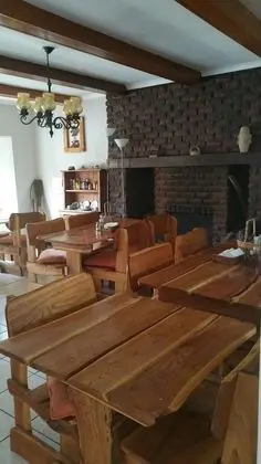 Flintstones Guest House Fourways - Yerinde Yemek