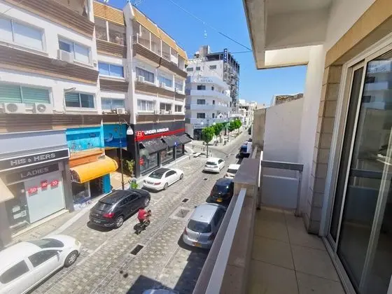 FlipFlop CityCenter Apartment
