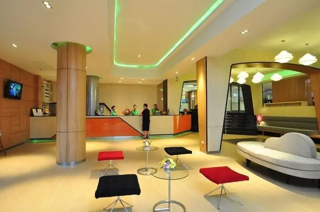 Flipper Lodge Hotel - Lobi