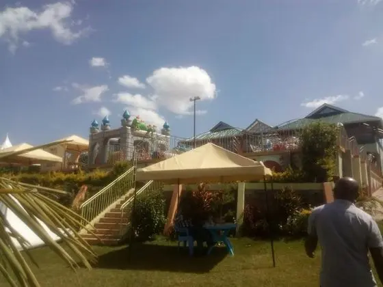 Flo Garden Resort