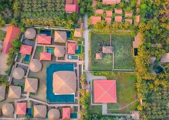 Floating Khmer Village Resort