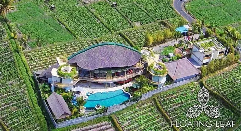 Floating Leaf Eco-Luxury Retreat - Oda