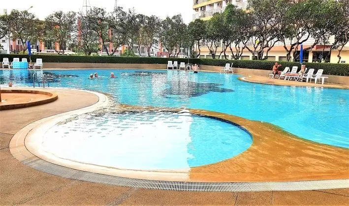 Floor 12 Jomtien Beach Condo - Havuz