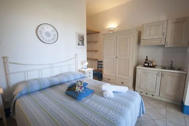 Villa Flora Studios & Apartments - Mutfak